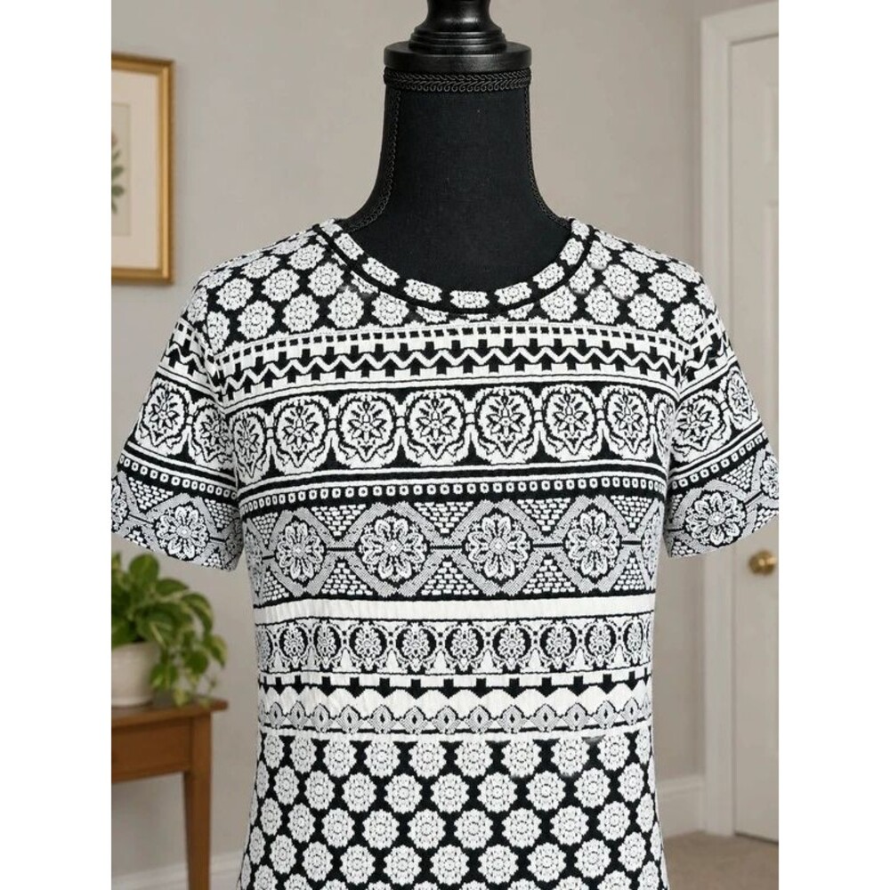 LOFT Black White Jacquard Shift Dress Mod Floral Geometric Women's M